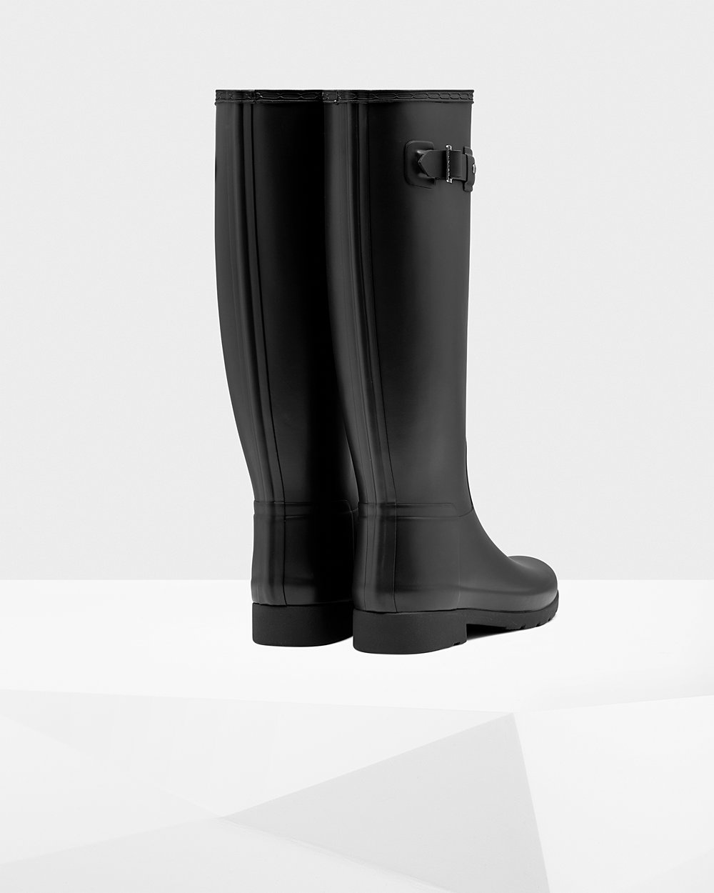 Hunter Refined Slim Fit Tall Rain Boots - Clearance Womens Black - VYUEFG130